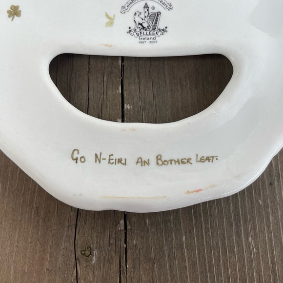 Belleek Shamrock Bless This House Wall Hanging Wreath 12th Mark Made in Ireland - Picture 10 of 13